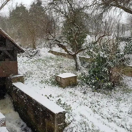 Le Moulin De Bed & Breakfast